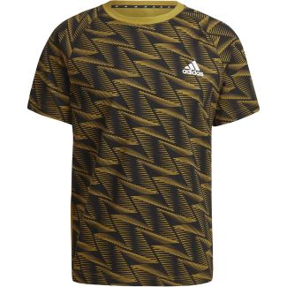 HERREN T-SHIRT DESIGNED FOR GAMEDAY TRAVEL