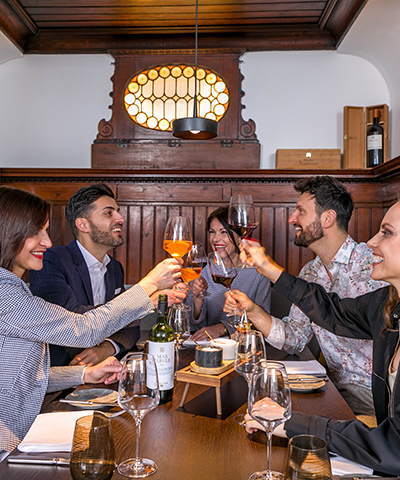 Nui Goldenes F&auml;ssle