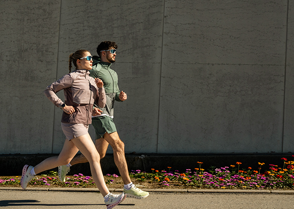 Running Couple im ON Look