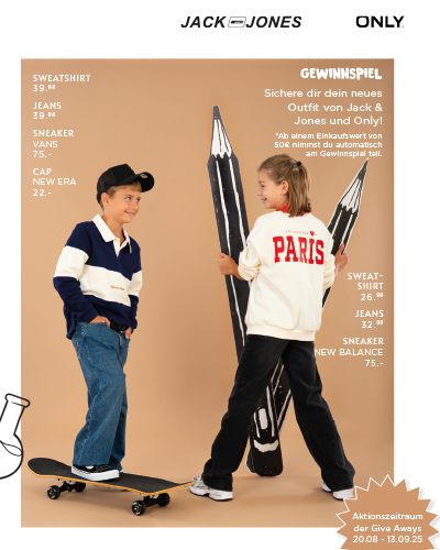 Kinder in coolen Schuloutfits mit Preisauszeichnung der Artikel Kinder in coolen Schuloutfits mit Preisauszeichnung der Artikel