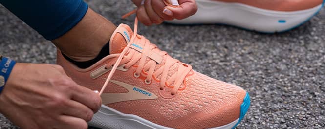Entdecke Brooks Laufschuhe für Damen