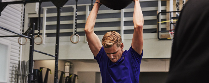 Entdecke Under Armour für Herren