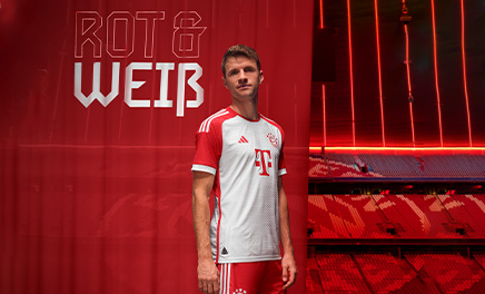 Entdecke adidas Fußballschuhe und -bekleidung