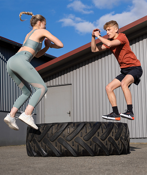 Under Armour Trainingsbekleidung für Damen und Herren