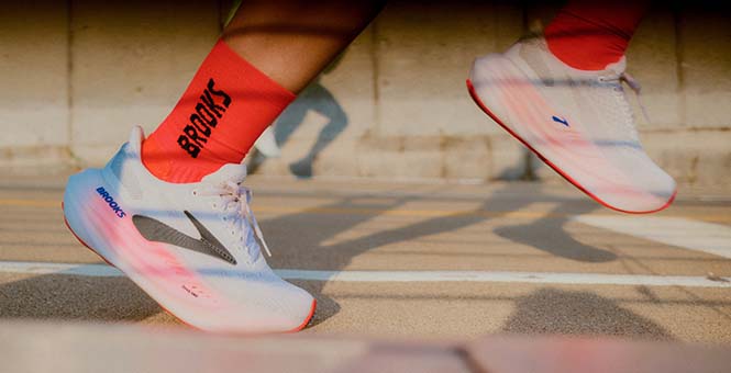 Entdecke Brooks Laufschuhe für Damen