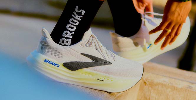 Entdecke Brooks Laufschuhe für Herren